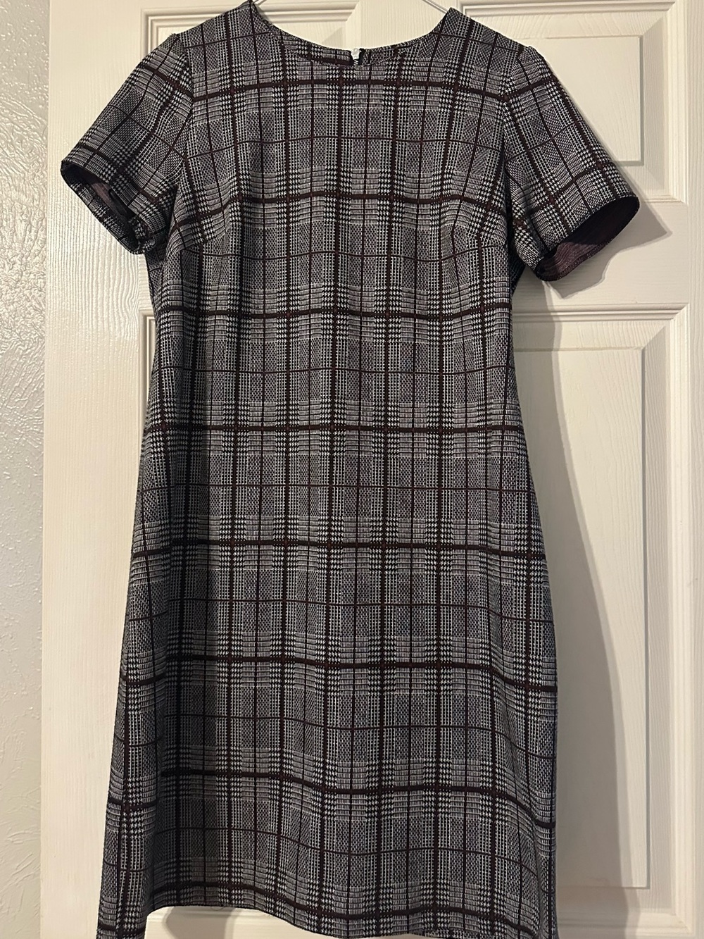 Calvin Klein Black and Gray Plaid Short-Sleeve Shift Dress
